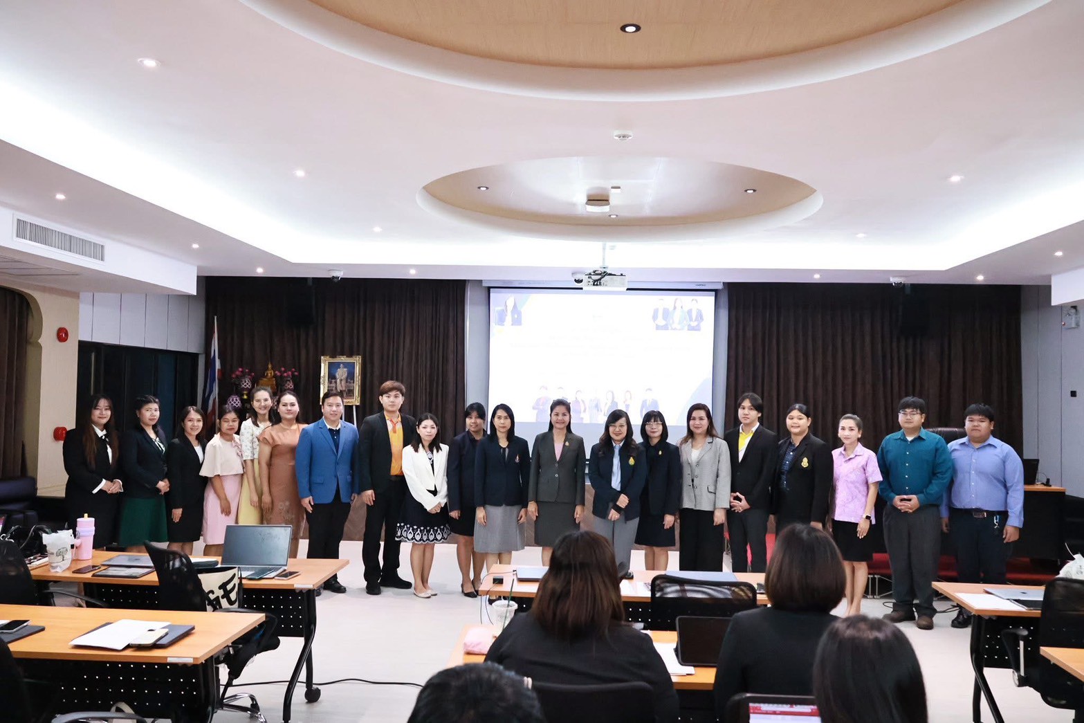 การอบรมเชิงปฏิบัติการ เพื่อยกระดับผลสัมฤทธิ์ทางการเรียนของผู้เรียน ด้วยการจัดการเรียนรู้เชิงรุก การประเมินเพื่อพัฒนาการเรียนรู้ผู้เรียน ให้มีสมรรถนะและทักษะที่จำเป็นในศตวรรษที่ 21