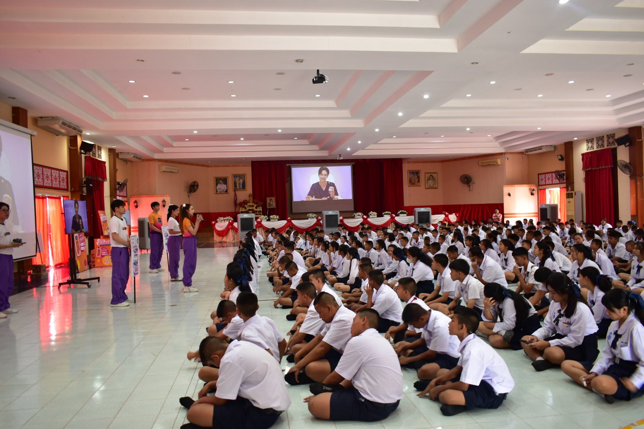 กิจกรรม “Clean & Clear X Listerine School Tour 2026”